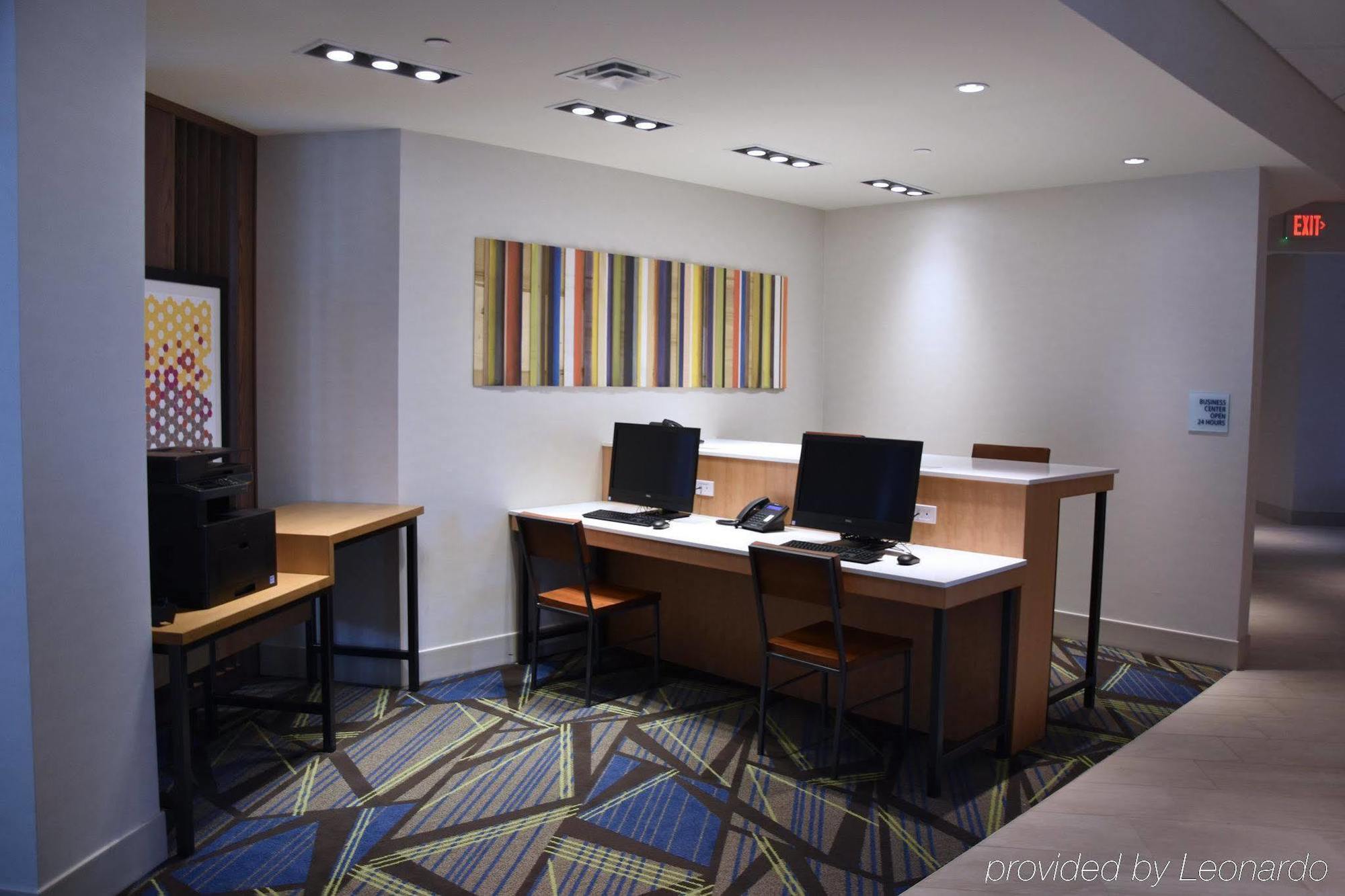 Holiday Inn Express & Suites Johnstown, An Ihg Hotel Екстериор снимка