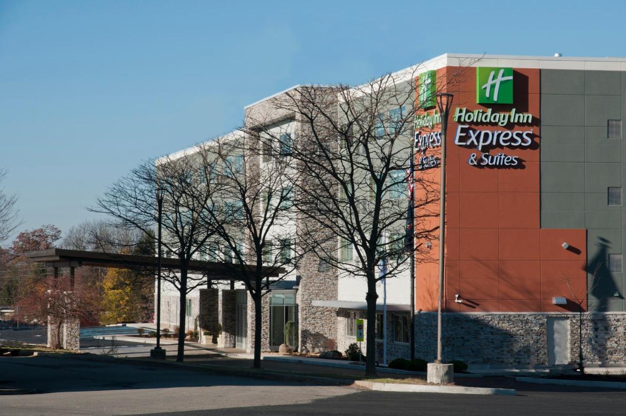 Holiday Inn Express & Suites Johnstown By Ihg Екстериор снимка